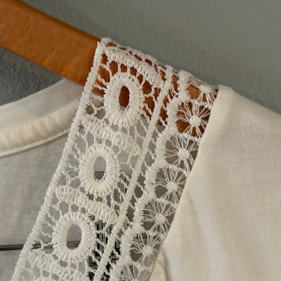 Laredoute Lace-Trimmed Cream V-Neck T Shirt Size XL - Picture 4 of 5